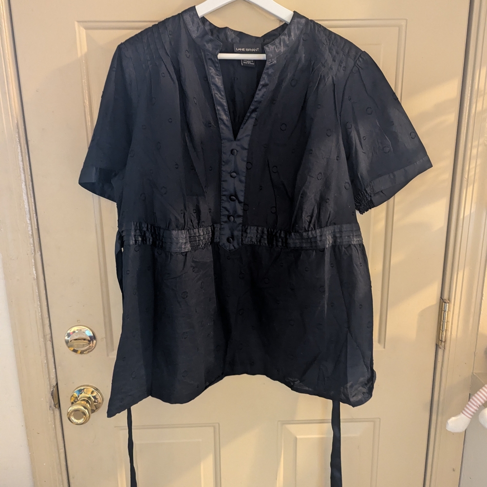 Black Short Sleeve Blouse